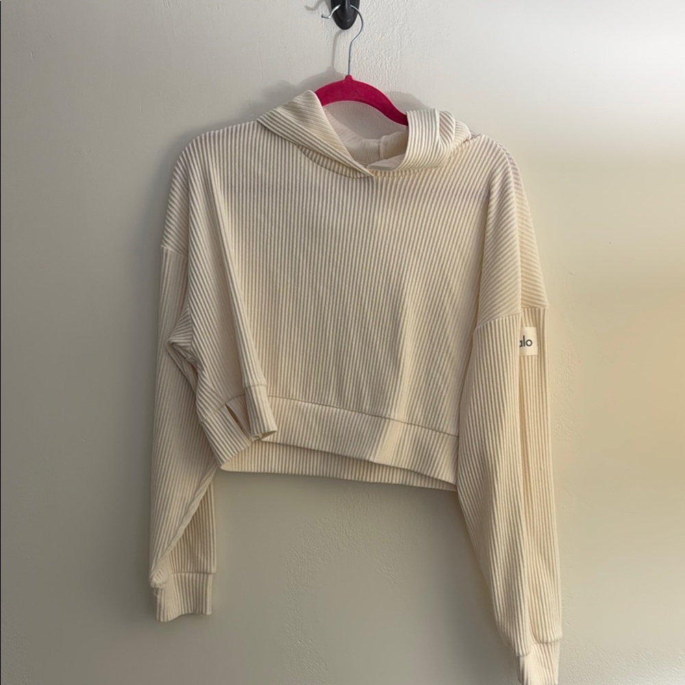 ALO Yoga Cream Cropped Hoodie Sweatshirt